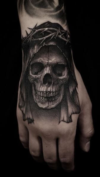 Jesus Skull Tattoo 2 26 Beautiful Jesus Tattoo Ideas for Men in 2022