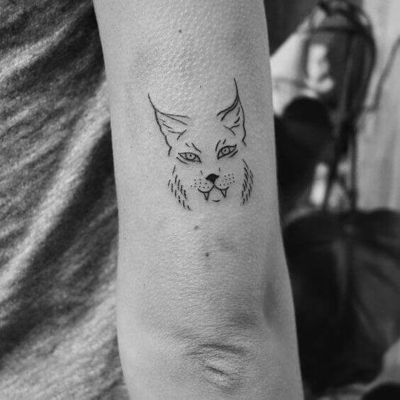 Simple Lynx Tattoo 2 Lynx Tattoo: Everything You Need To Know (30+ Cool Design Ideas)
