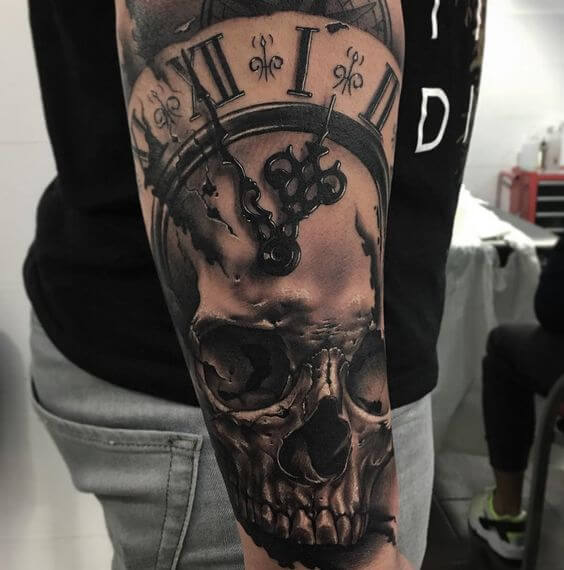 Skull Clock Tattoo 2 61 Awesome Skull Tattoo Designs for Men and Women in 2022