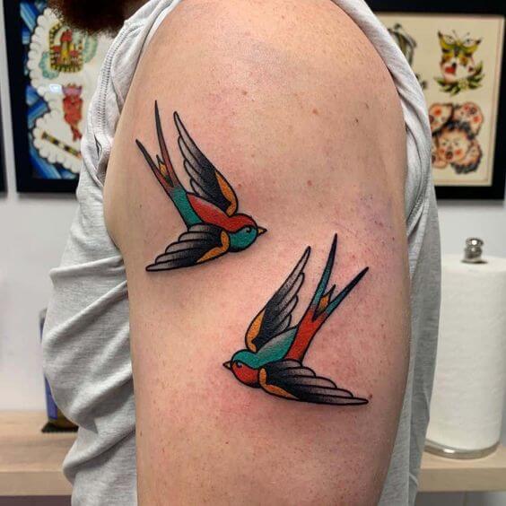 Traditional Swallow Tattoo 4 Traditional Tattoos (100+ Inspiration Tattoos)