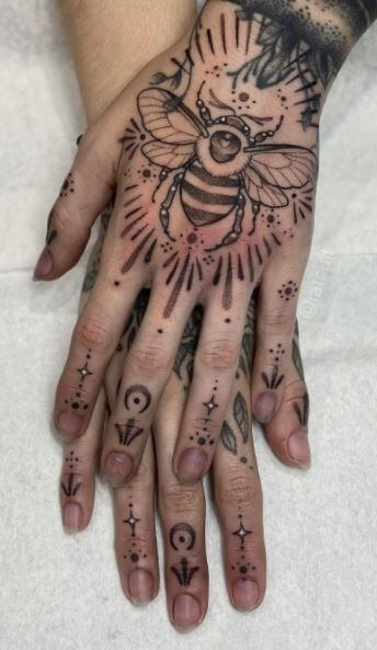 Animal and Insect Inspired Hand Tattoos 2 30 Amazing Hand Tattoos For Women (The Most Popular & Latest Trends in 2023)